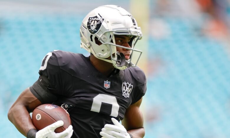Eagles Trade Dt Thomas Booker para Raiders para CB Jakorian Bennett