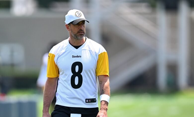 Aaron Rodgers, TJ Watt entre aquellos que no juegan el primer juego presidencial