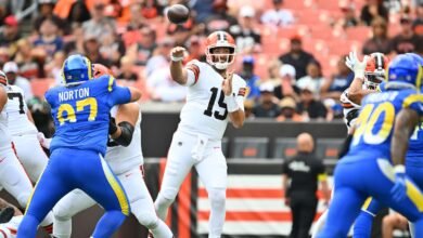 Joe Flacco va 9 de 10 para 71 yardas y un touchdown en la breve acción de pretemporada