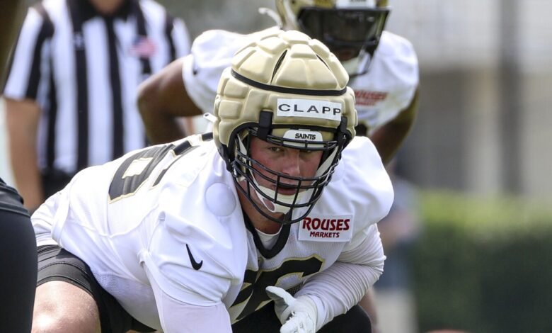 Saints Put Will Clapp en IR, firmó a tres jugadores