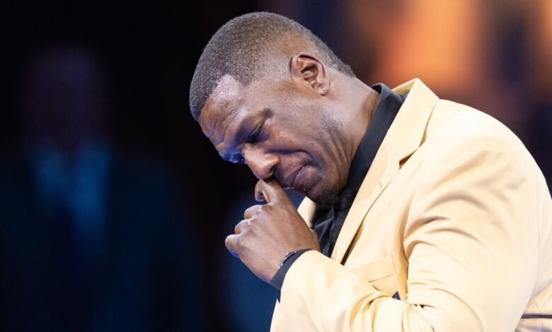 Antonio Gates hizo historia, se convirtió en el miembro del Salón de la Fama a pesar de que no jugó al fútbol universitario Antonio Gates hizo historia, se convirtió en el miembro del Salón de la Fama a pesar de que no jugó al fútbol universitario