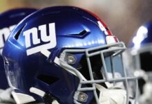 Los gigantes firman lb kj cloyd