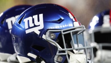 Los gigantes firman lb kj cloyd