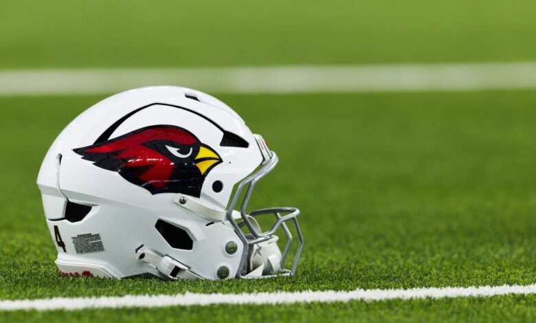 Cardenal WR Kelly Akharaiyi, Pon WR Trishton Jackson en IR