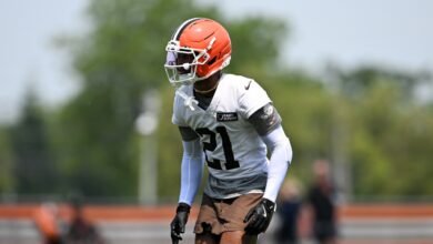 Denzel Ward es diario con lesiones en el hombro