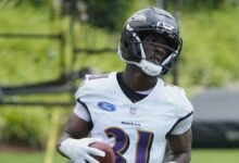 El novato de los Ravens, CB Bilhal Kone, había dejado una lesión en la rodilla