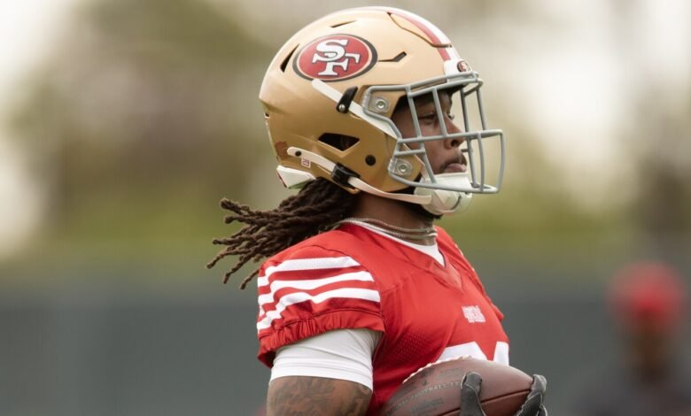 49ers novato RB Jordan James para someterse a una cirugía en un dedo roto