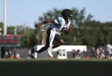 Davante Adams quiere que Travis Hunter tenga éxito, sospechando que cualquiera puede jugar tanto