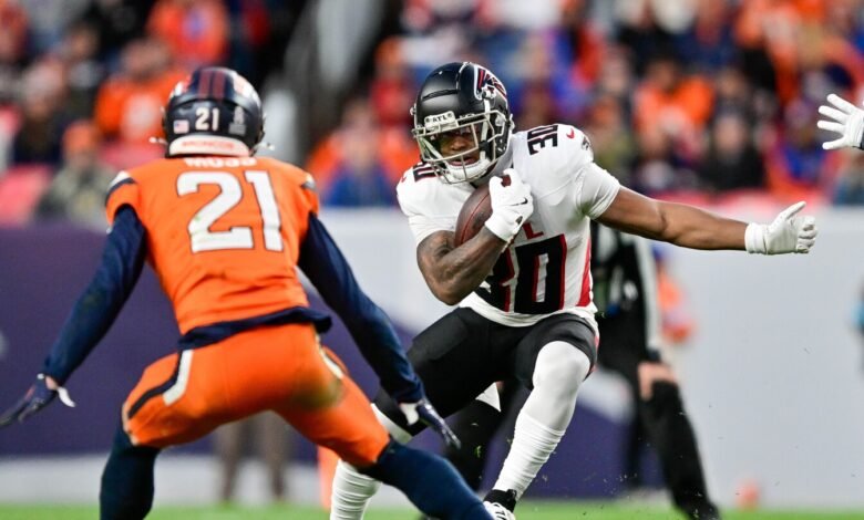 Buccaneers firmó un contrato con RB Jase McClellan