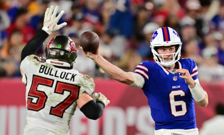 Informe: factura para cortar QB Shane Buechele