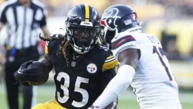 RB Jonathan Ward firmó un contrato con el gigante