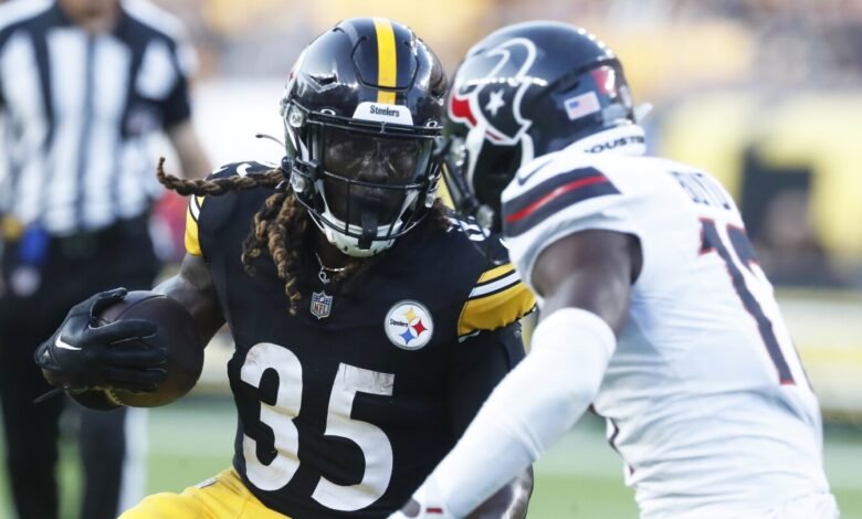 RB Jonathan Ward firmó un contrato con el gigante