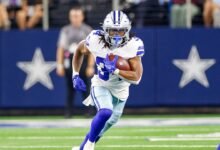 Informe: Jaydon Blue tiene esguinces de tobillo bajo, puede estar listo para la Semana 1
