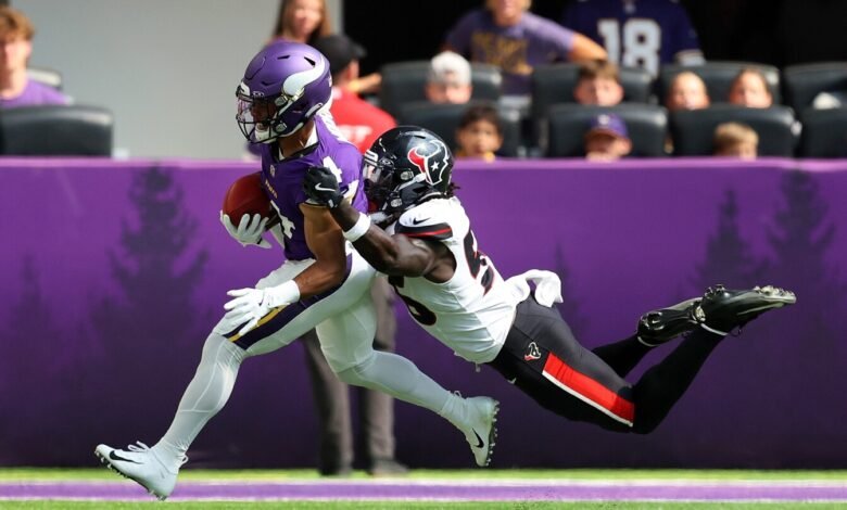 Kevin O’Connell: Vikings WR Rondale Moore tiene una lesión de rodilla izquierda “bastante significativa”