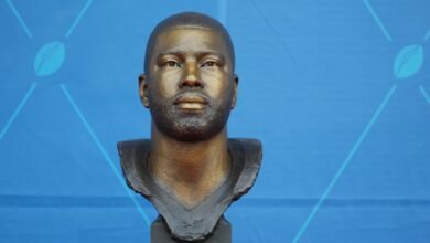 Darrelle Revis sumergió un dedo del pie en el agua de la NFLPA