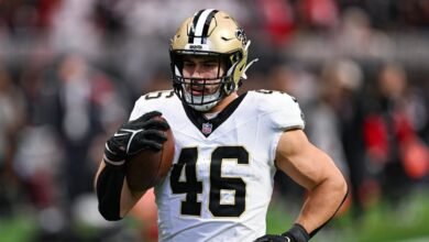 Broncos Signos FB Adam Prentice