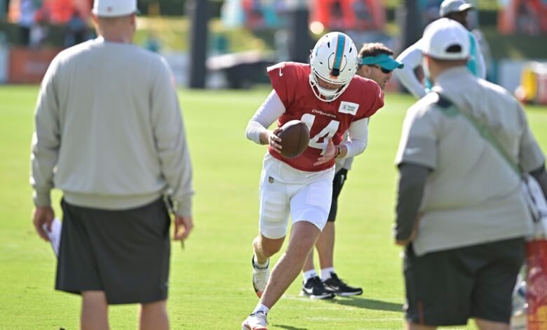 Quinn Eweers estaba feliz de soñar con los sueños de la NFL, a pesar de su séptimo salario. Quinn Eweers estaba feliz de soñar con los sueños de la NFL, a pesar de su séptimo salario.