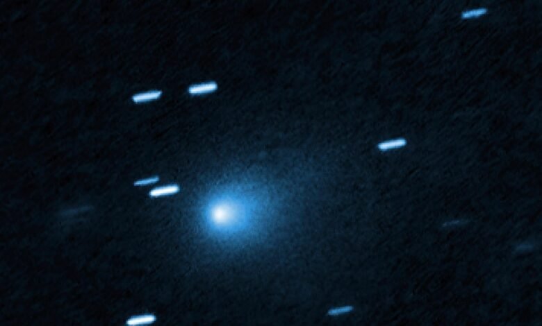 El telescopio espacial Hubble toma una foto de Comet visitando desde otro sistema solar El telescopio espacial Hubble toma una foto de Comet visitando desde otro sistema solar