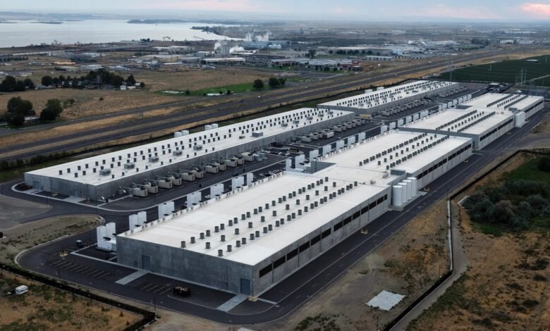 A medida que aumentan las facturas eléctricas, la evidencia aumenta que los centros de datos comparten la culpa. Los estados sienten presión para actuar