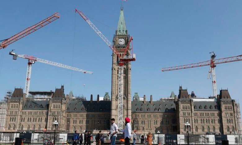 Proyectos de vigilancia del presupuesto de Ottawa $ 68.5 mil millones de déficit este año a medida que la economía se ralentiza Proyectos de vigilancia del presupuesto de Ottawa $ 68.5 mil millones de déficit este año a medida que la economía se ralentiza