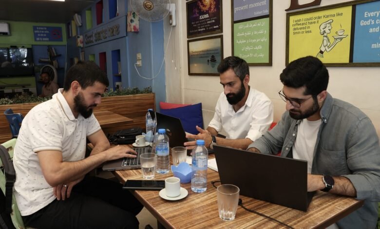 La competencia Quizat, Yallago y Beeormer lidera la revolución de la tecnología en Siria después de Assad La competencia Quizat, Yallago y Beeormer lidera la revolución de la tecnología en Siria después de Assad
