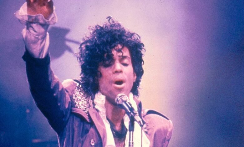 Puede esconder ‘1000 canciones inéditas’ en Prince Vault