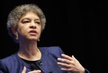El presidente de Boston Fed, Collins, ve precaución en los recortes de tasas de interés futuras