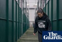 ‘Estaba perdido pero el fútbol me dio fuerza’: mujeres refugiadas afganas en su lucha por el reconocimiento | Fútbol femenino
