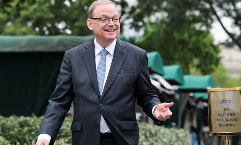 Hassset dijo que Fed hizo una “llamada prudente” que envió una señal de la Casa Blanca acordada al cortar el trimestre. Hassset dijo que Fed hizo una “llamada prudente” que envió una señal de la Casa Blanca acordada al cortar el trimestre.