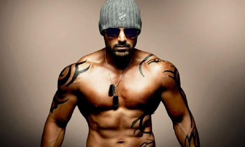 Exclusivo: John Abraham reinicia la fuerza; Fiestas con bhav dhulia para la fuerza 3 Exclusivo: John Abraham reinicia la fuerza; Fiestas con bhav dhulia para la fuerza 3
