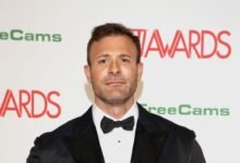 La estrella de cine para adultos Justin Heath Smith, también conocido como Austin Wolf, sentenciado en un caso de abuso sexual infantil