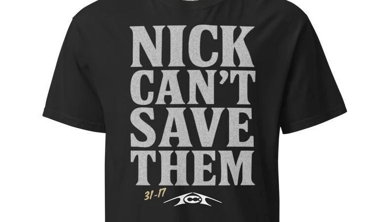 Tommy Castellanos vende ‘Nick Shirts, incapaz de ayudarlas’ después de golpear a Alabama. Tommy Castellanos vende ‘Nick Shirts, incapaz de ayudarlas’ después de golpear a Alabama.