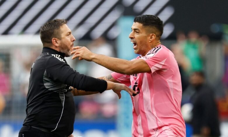 Suárez del Inter Miami parece escupir a Sounders Stafper Suárez del Inter Miami parece escupir a Sounders Stafper