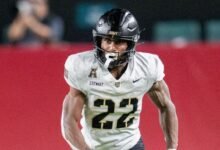 El jugador de fútbol militar Larry Pickett Jr. rescata al hombre del tren