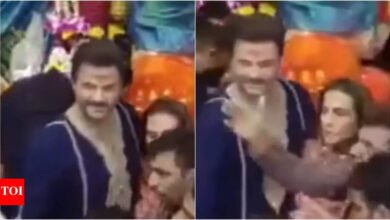Ganesh IV 2025: La esposa de Anil Kapoor ha tomado medidas con Sunita, Lalbagcha quiere una bendición para el Rey – Ver |
