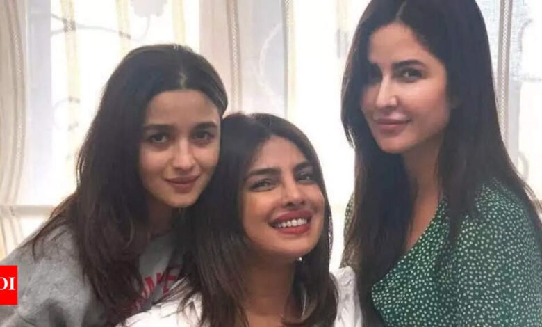 Aliya Bhatt reveló una vez por qué Priyanka Chopra ‘G le Zara’, Katrina Kaif llega tarde: ‘Kafi duro …’ | Noticias de la película hindi Aliya Bhatt reveló una vez por qué Priyanka Chopra ‘G le Zara’, Katrina Kaif llega tarde: ‘Kafi duro …’ | Noticias de la película hindi