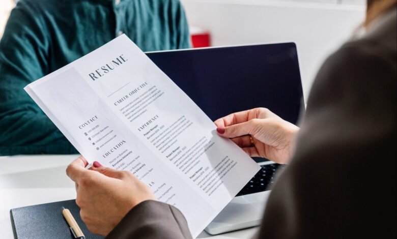 Agregar habilidades de IA a su currículum puede aumentar su salario: estudiar