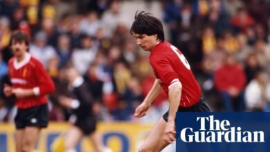 ¿Qué equipos han usado parte de tres kits diferentes en el mismo partido? | Fútbol americano