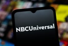 NBCU dijo que regresó a la oficina o fuera: propuesta de compensación.