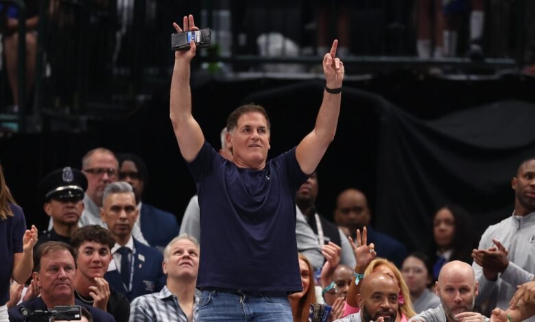 Los consejos de búsqueda de empleo de Mark Cuban para trabajadores universitarios en edad universitaria Los consejos de búsqueda de empleo de Mark Cuban para trabajadores universitarios en edad universitaria