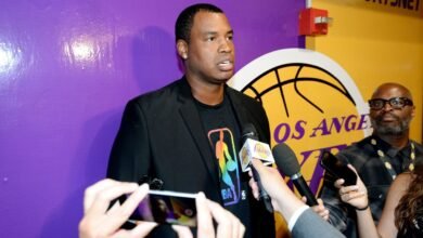 Jason Collins fue tratado con tumores cerebrales.