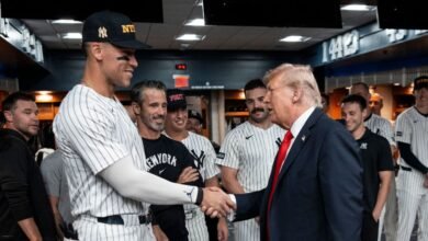 El presidente Trump participó en el juego de los Yankees para conmemorar el noveno aniversario