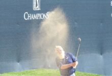 John Daly abrió el evento de Champions Tour con un récord 19 en Hole