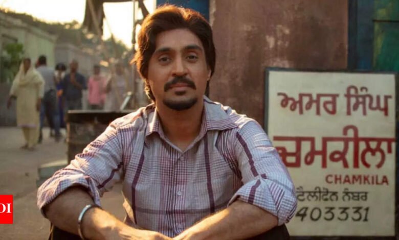 Diljit Dosanz Amr Singh Chamkila está nominado al Mejor Actor de los Premios Internacionales Emmy 2021. Diljit Dosanz Amr Singh Chamkila está nominado al Mejor Actor de los Premios Internacionales Emmy 2021.