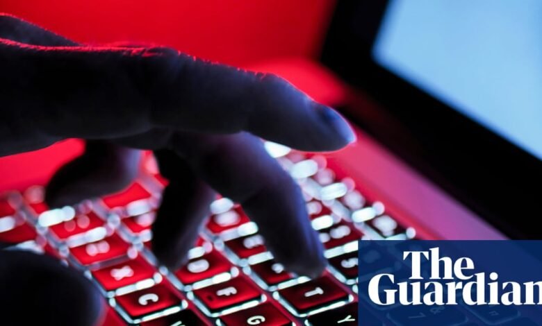 Hombre multado con $ 340,000 por la pornografía Deepfake de mujeres australianas prominentes en el primer caso de su tipo | Profundo