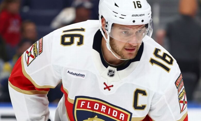 Aleksander Barkov de Panthers se sometió a una cirugía para reparar ACL, MCL Trauma