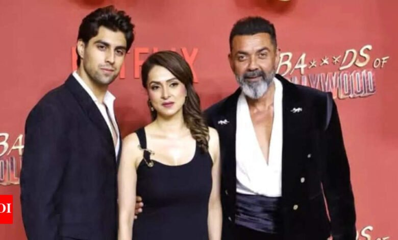 Bobby Deol dice que el alcohol es más adicto a las drogas, la familia lo asustó: “Escuché a mi hijo decirle a mi esposa:” Sales a trabajar todos los días, pero Papa está sentado en casa “.