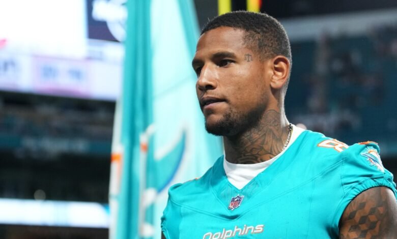 Darren Waller se establece para que los Dolphins debutaran el lunes por la noche
