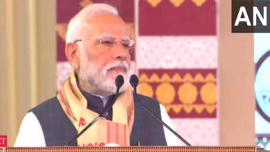 PM Modi revisa ocho proyectos principales por valor de 65,000 millones de hoyos.