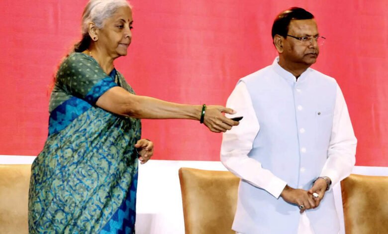 Sitharaman lanza el caso GSTAT para escuchar en diciembre en adelante.